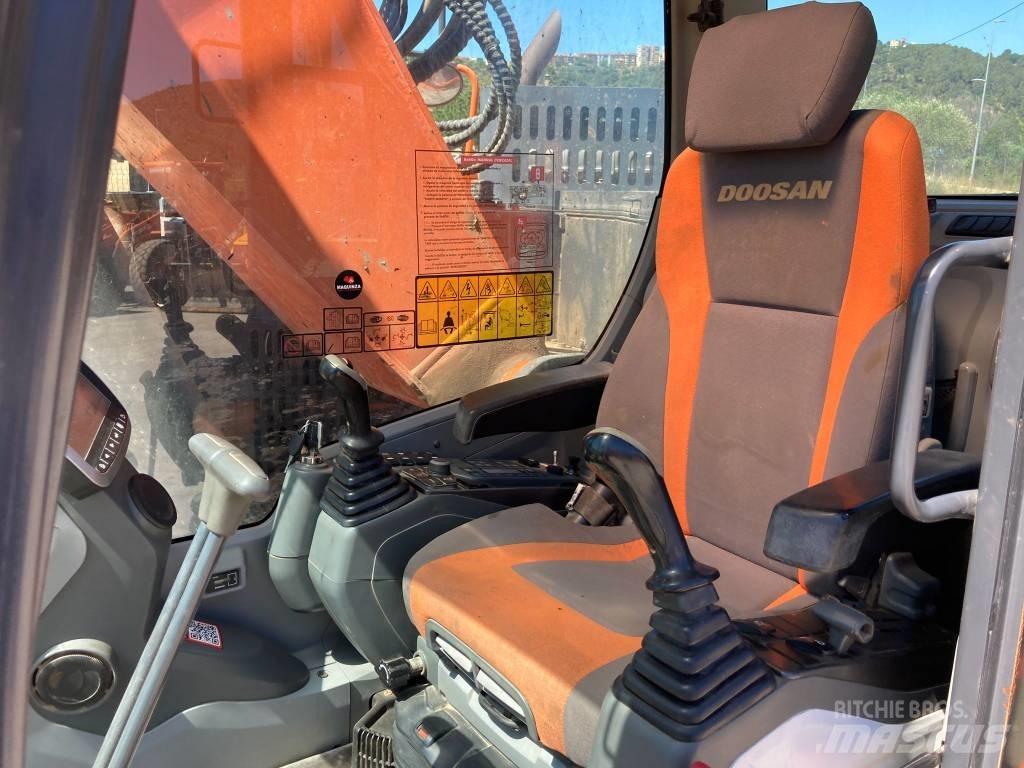 Doosan DX 235 LCR Pásová rýpadla