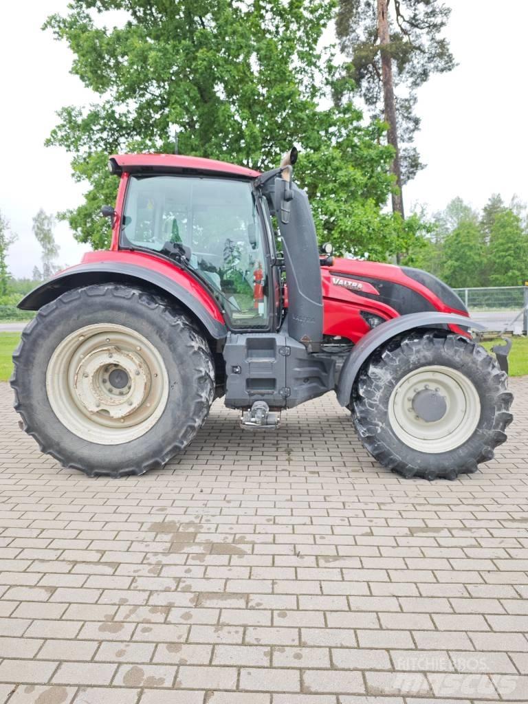 Valtra T 234 Direct Traktory