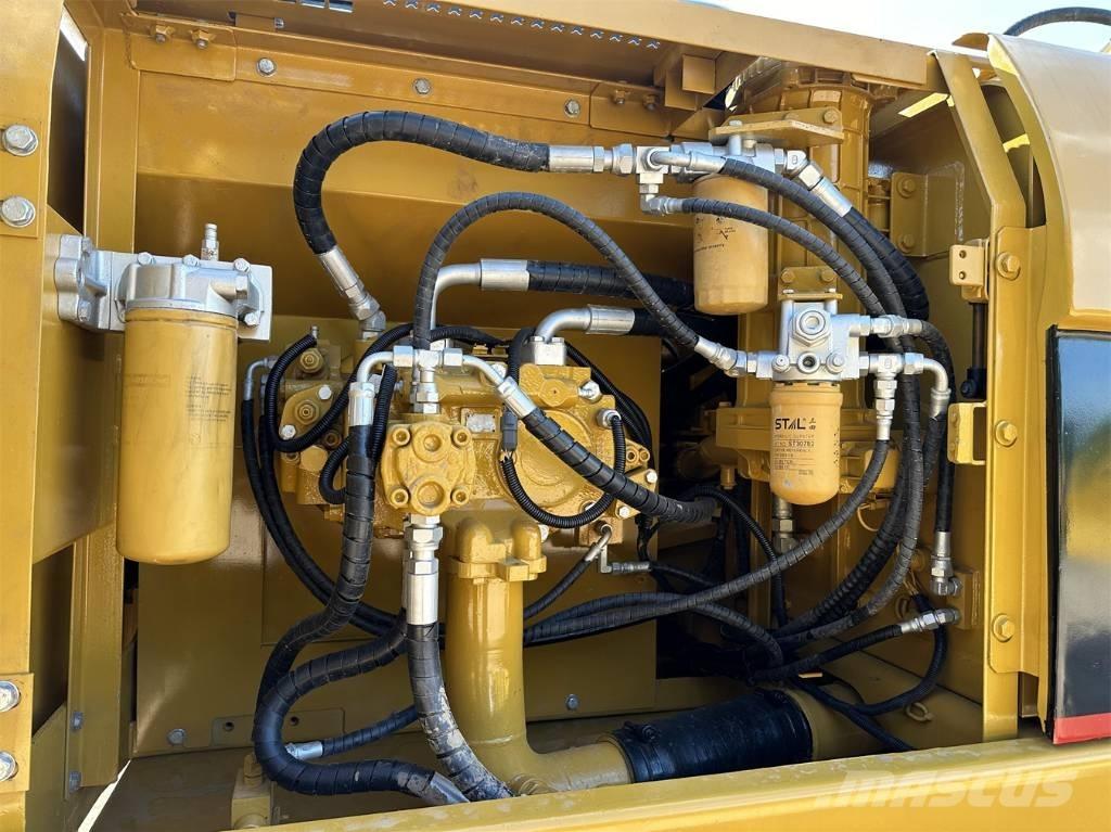 CAT 325 C Pásová rýpadla