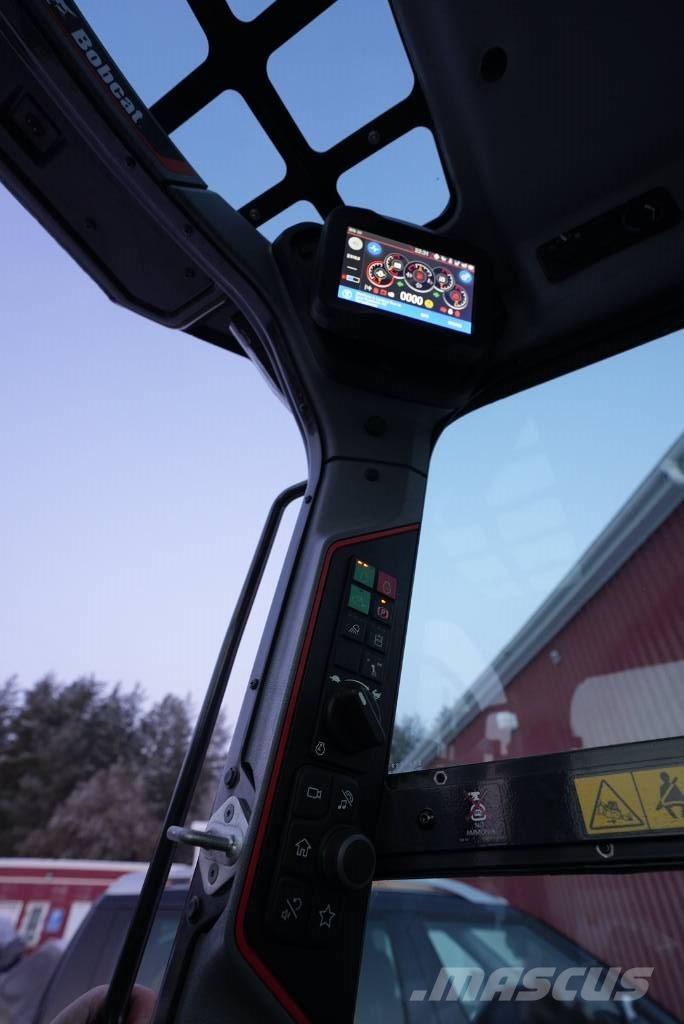 Bobcat S 76 Smykem řízené nakladače