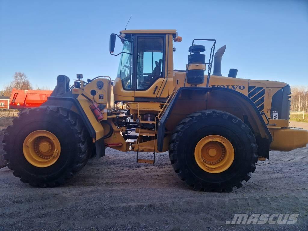 Volvo L 220 F Kolové nakladače