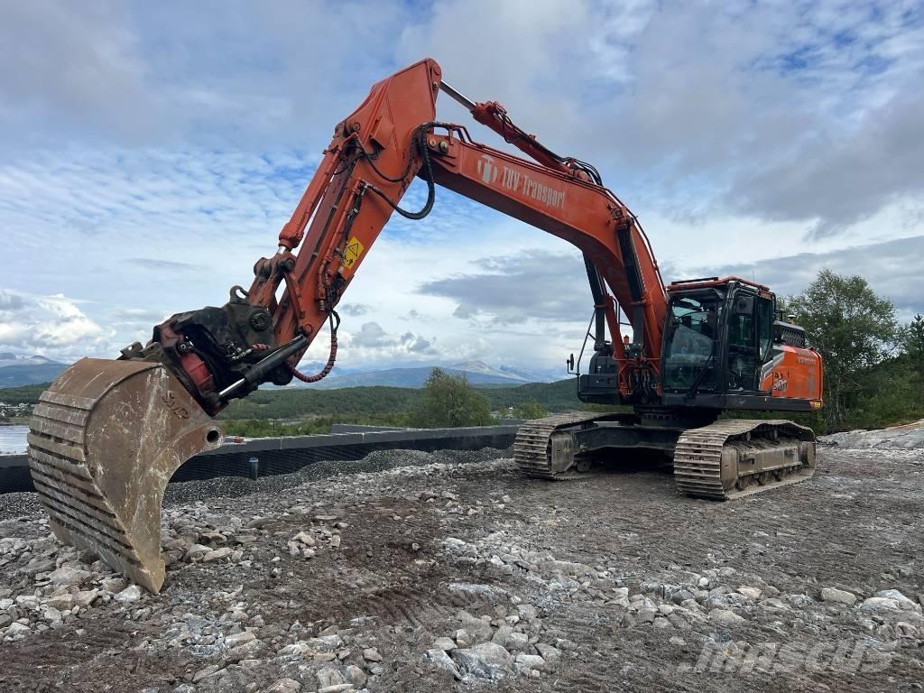 Hitachi ZX 300 LC-7 Pásová rýpadla
