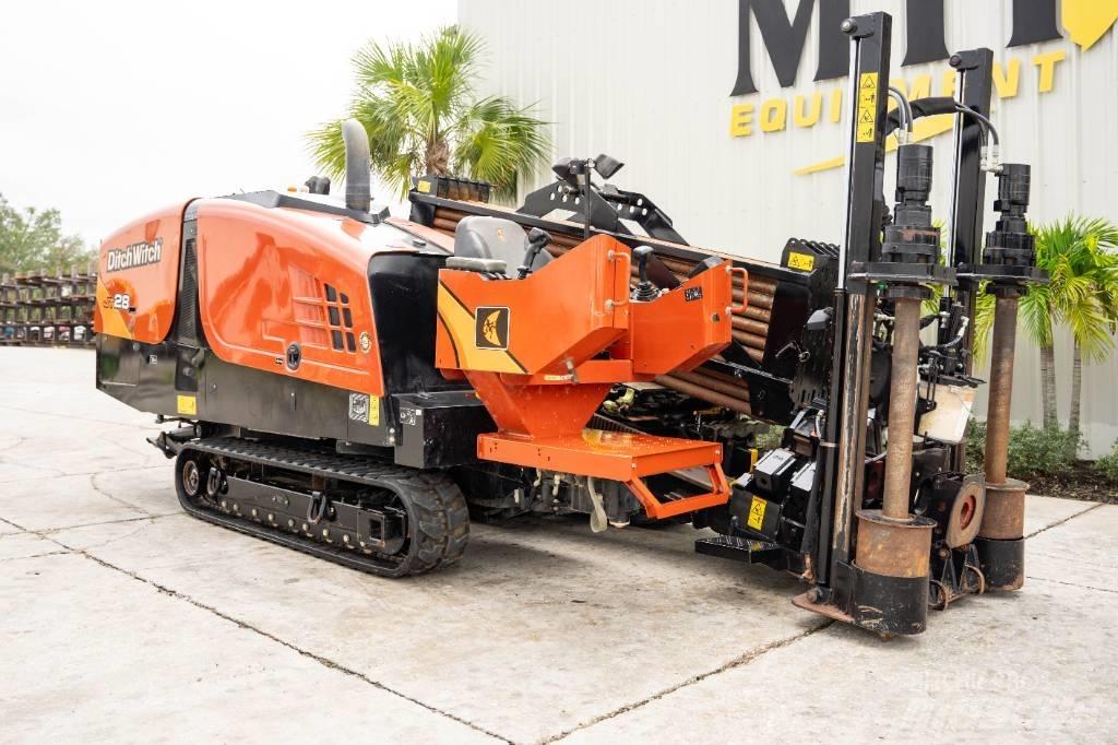 Ditch Witch JT28 Horizontální vrtací zařízení