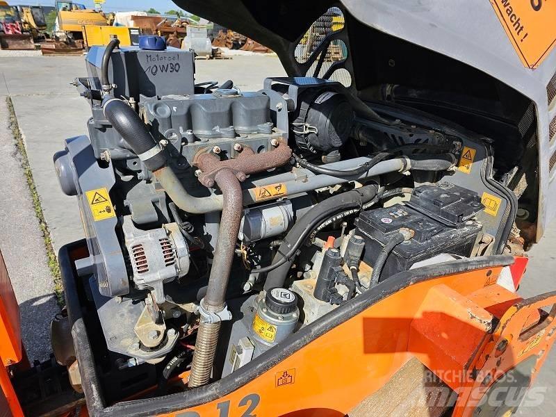 Hamm HD 12 VV Tandemové válce