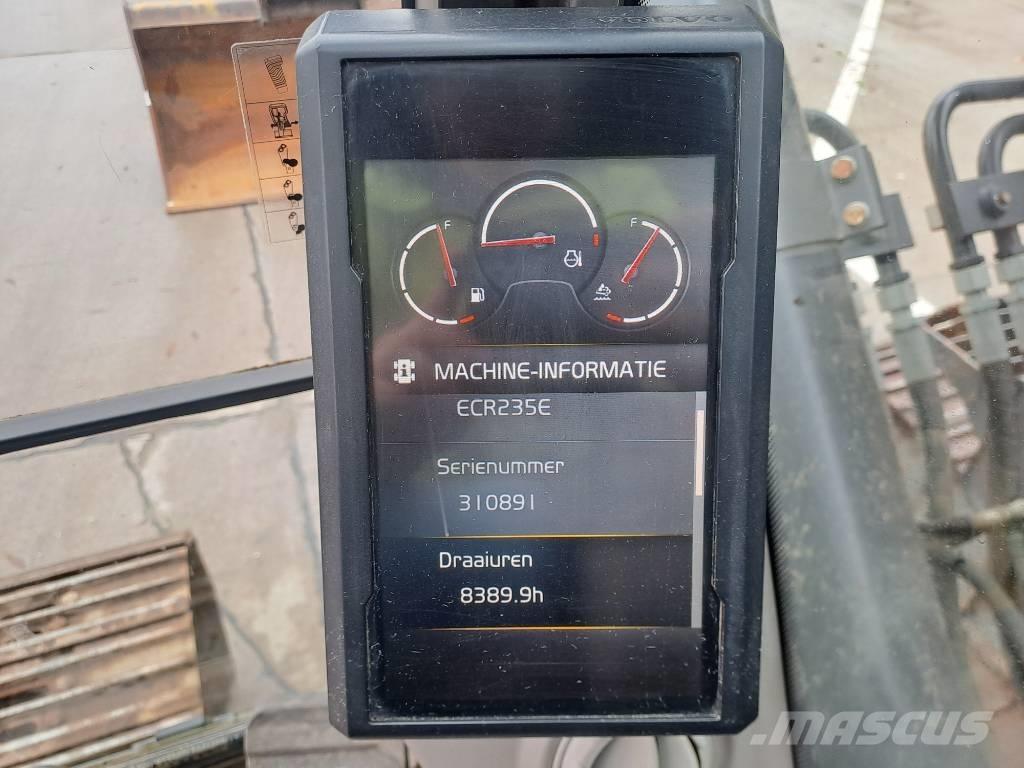 Volvo ECR 235 E Pásová rýpadla