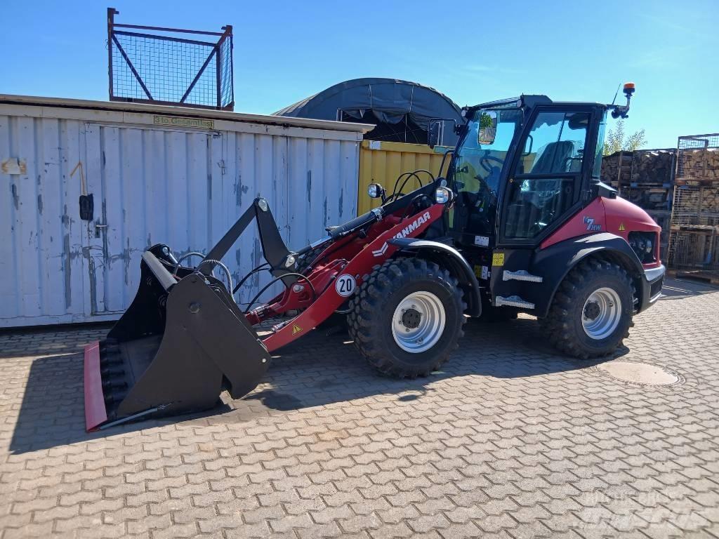 Yanmar V 7 Kolové nakladače