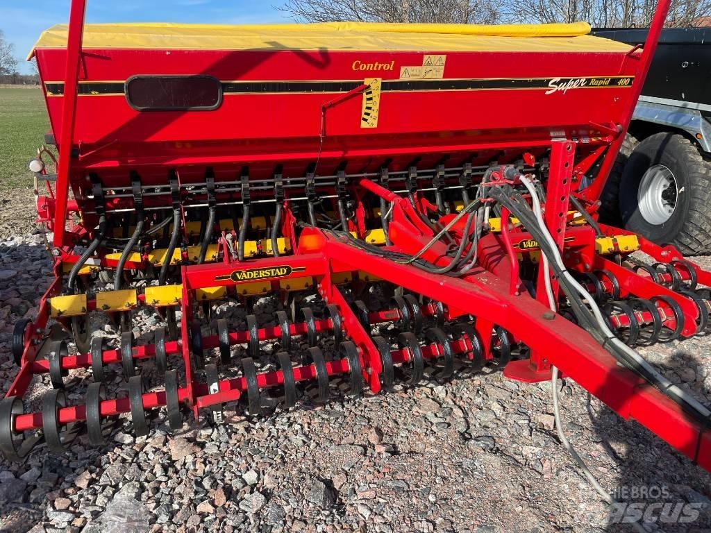 Väderstad Rapid400C Mechanické secí stroje