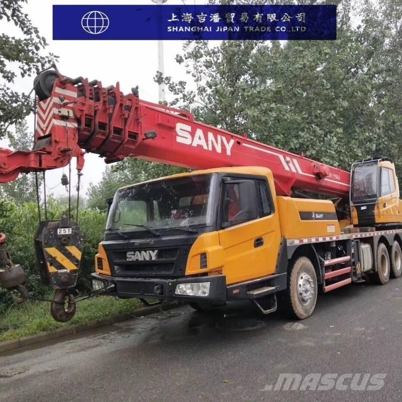 Sany STC 250 H Univerzální terénní jeřáby