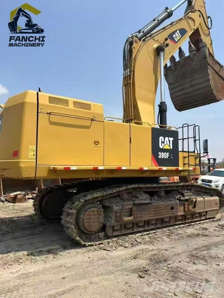 CAT 390F Pásová rýpadla