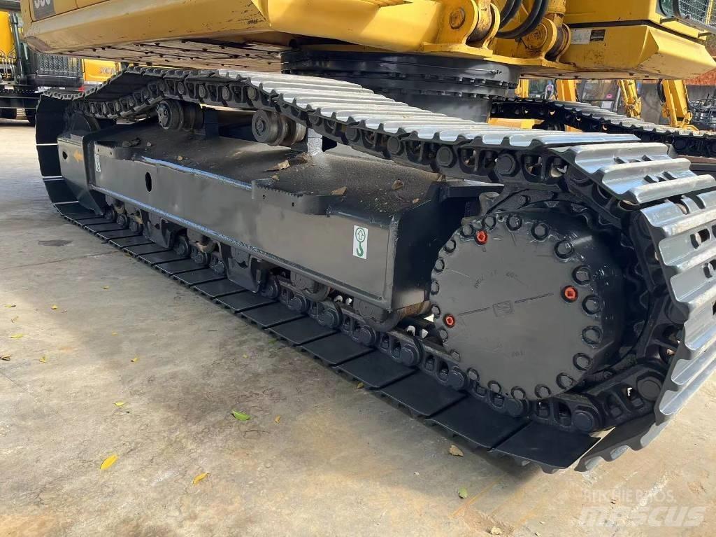 Komatsu PC 350-7 Pásová rýpadla