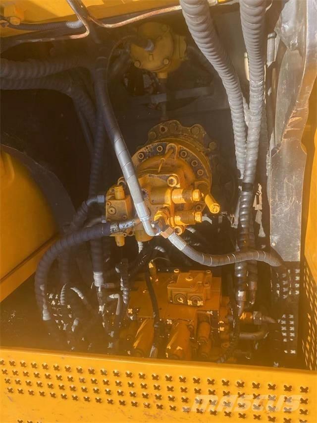 Sany SY215C Pásová rýpadla