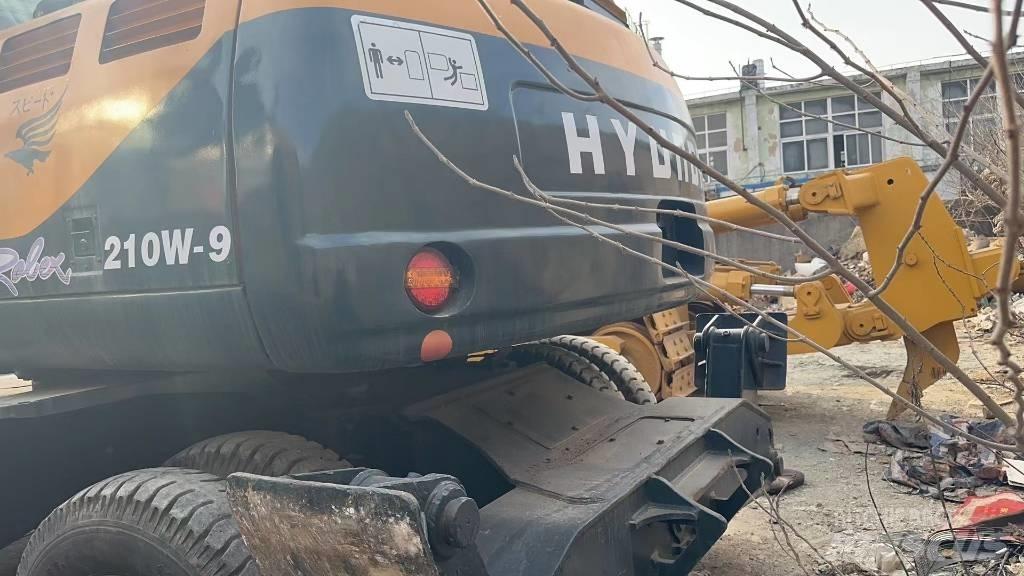 Hyundai DH210W-9 Kolová rýpadla