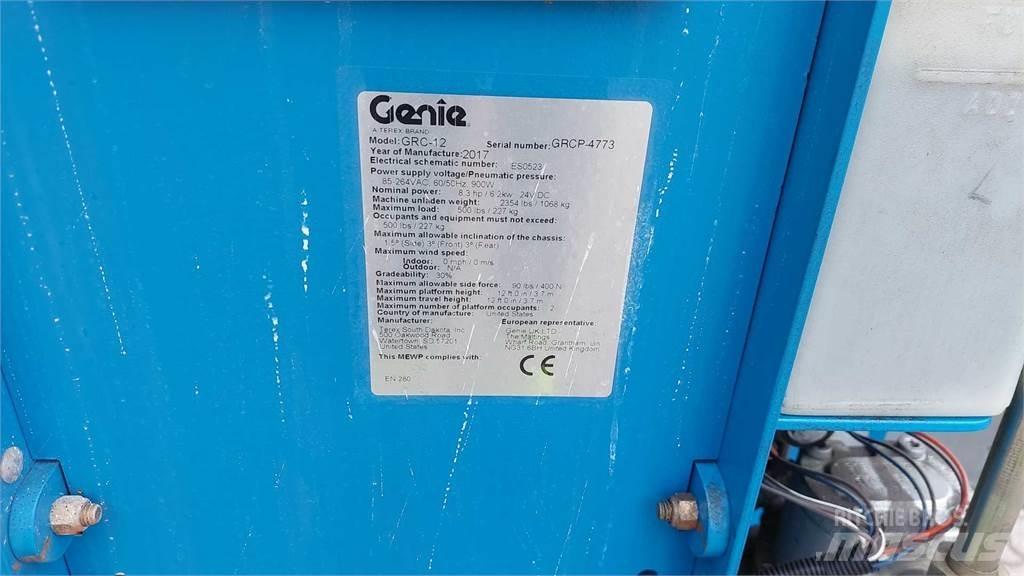 Genie GR12 Další zvedače a plošiny