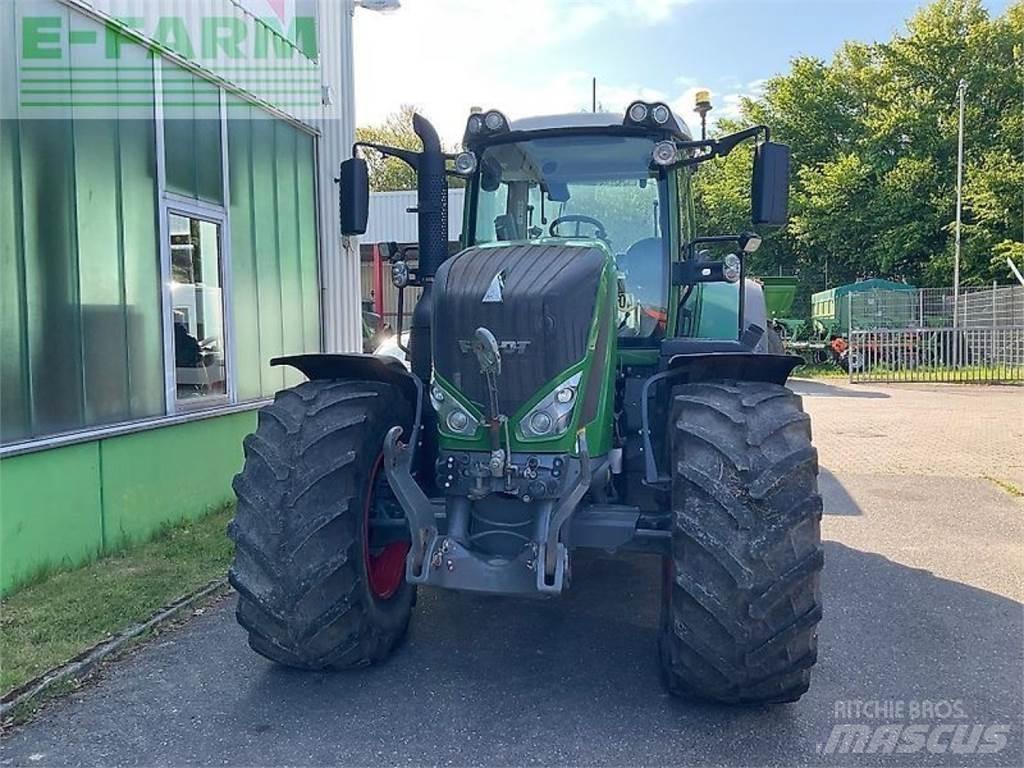 Fendt 828 vario s4 Traktory