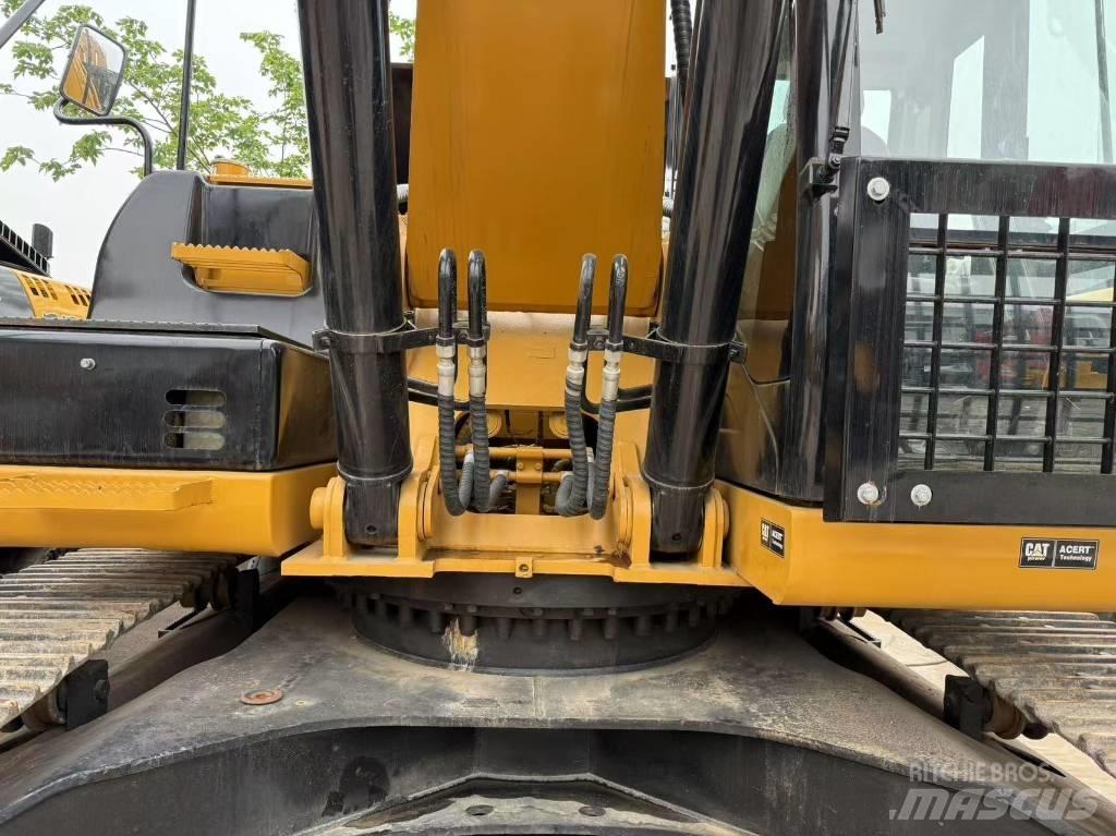 CAT 330 D L Pásová rýpadla