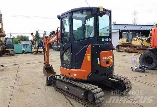 Hitachi 30 Mini rýpadla < 7t