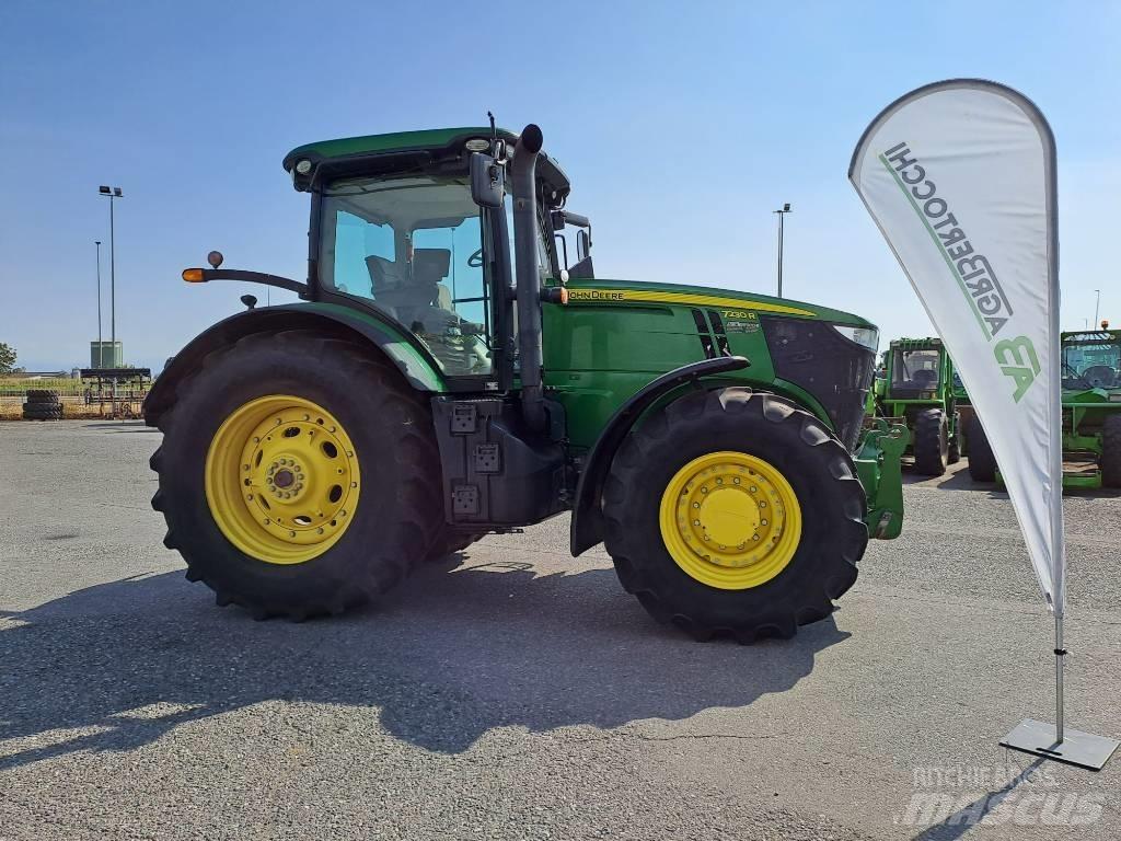 John Deere 7230 R Traktory