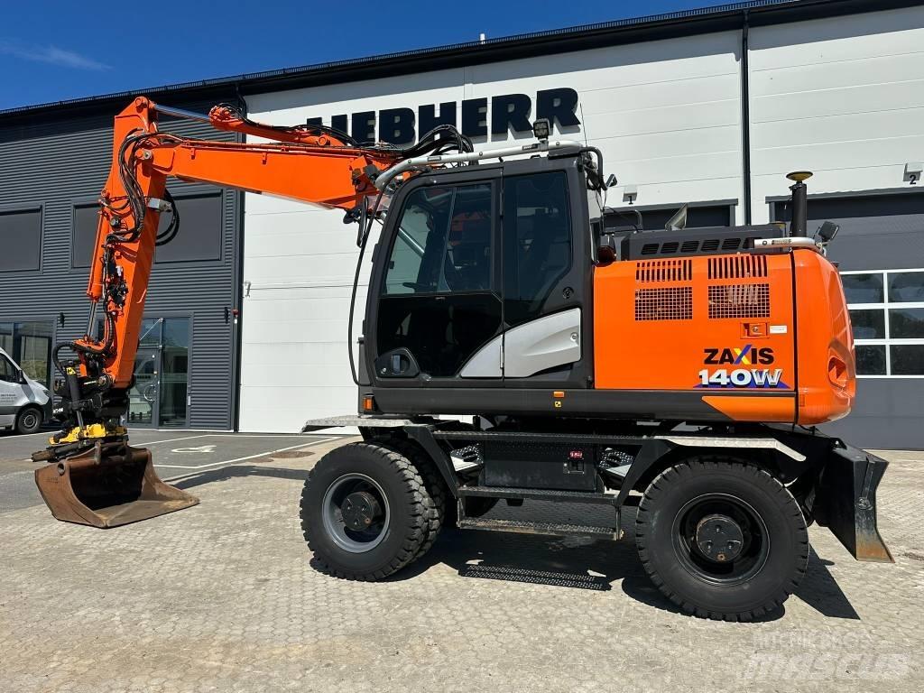 Hitachi ZX 140 W-6 Kolová rýpadla