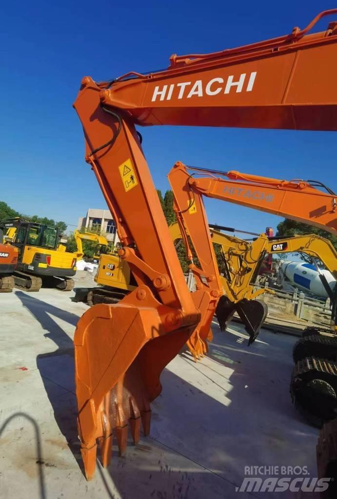 Hitachi EX 120 Pásová rýpadla