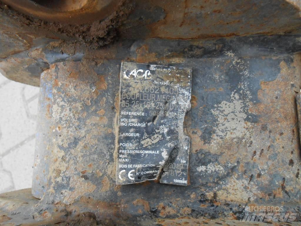  KLAC Kubota U10 Rychlospojky