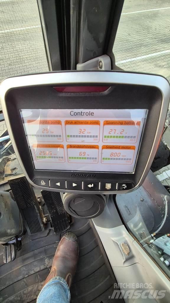 Doosan DX170W-5 Kolová rýpadla
