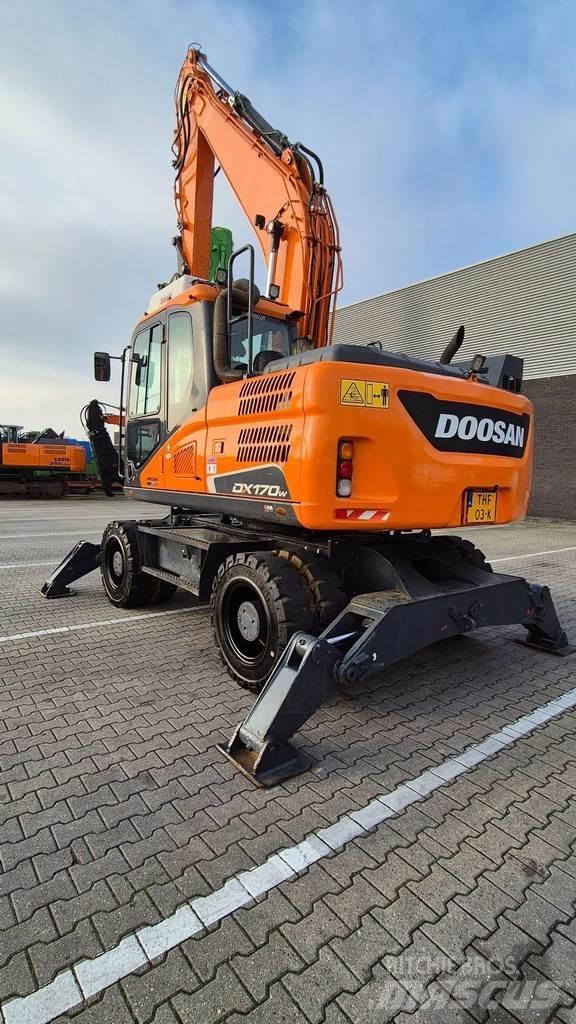 Doosan DX170W-5 Kolová rýpadla