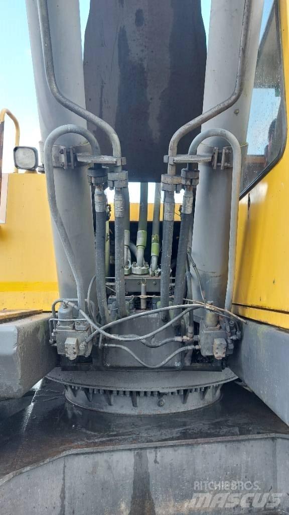 Åkerman EC 450 L Pásová rýpadla