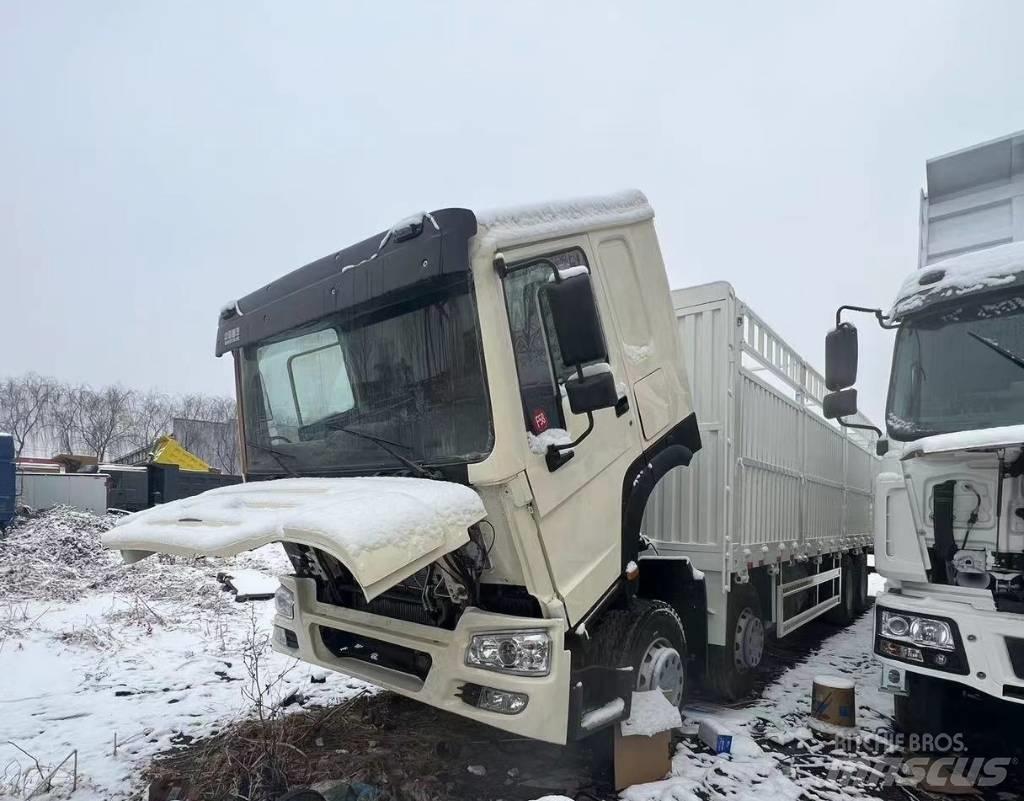 Howo 371 8x4 Sklápěče