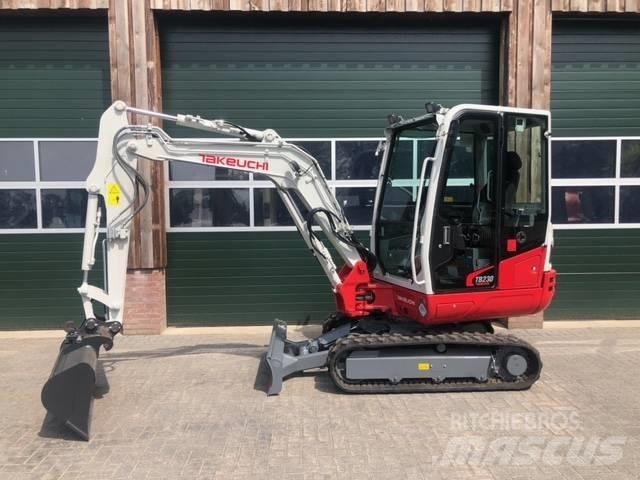 Takeuchi TB230 Mini rýpadla < 7t
