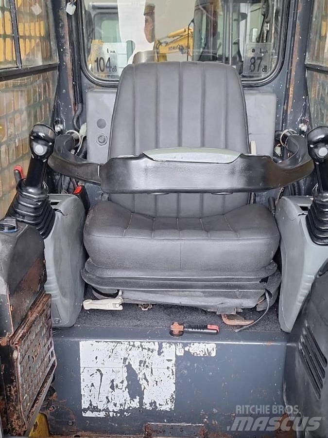 Komatsu CK35 Mininakladače