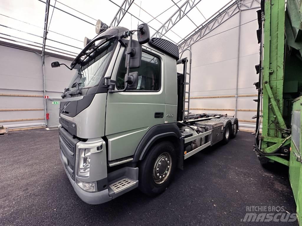 Volvo FM 420 Hákový nosič kontejnerů