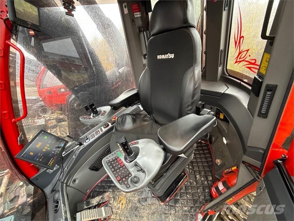 Komatsu 951 Harvestory