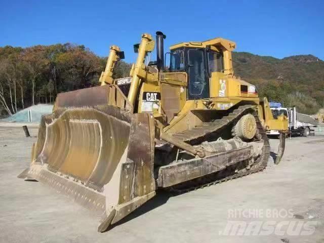 CAT D 9 R Pásové dozery