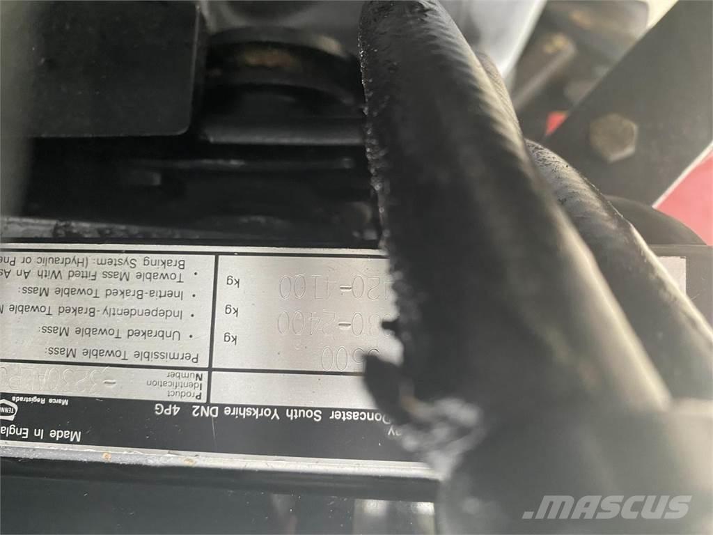 Case IH 3230 Traktory