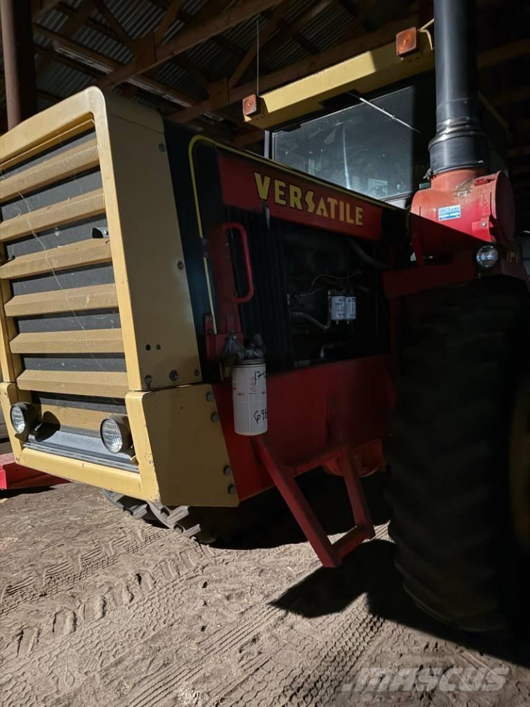 Versatile 835 Traktory