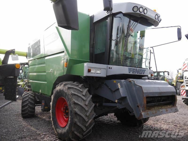Fendt 8350 Sklízecí mlátičky