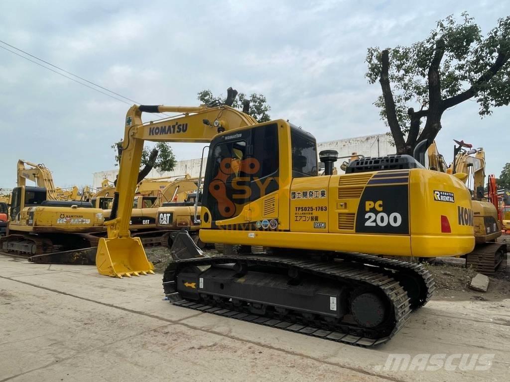 Komatsu PC 200 Pásová rýpadla
