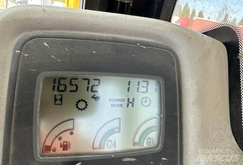 JCB JS145W Kolová rýpadla
