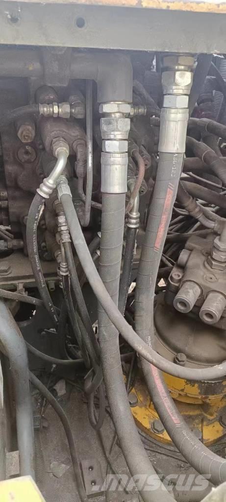 Sumitomo SH120 Pásová rýpadla