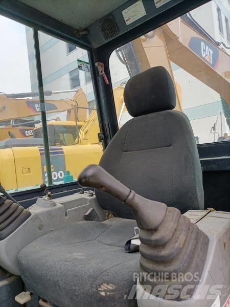 Kobelco SK 60 Pásová rýpadla