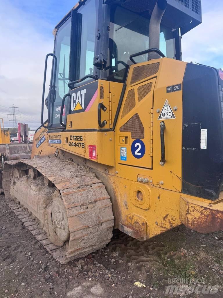 CAT 963 D WH Pásové nakladače