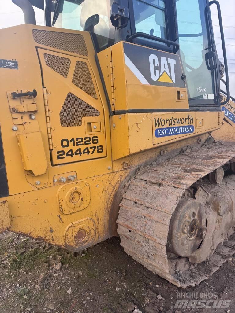 CAT 963 D WH Pásové nakladače