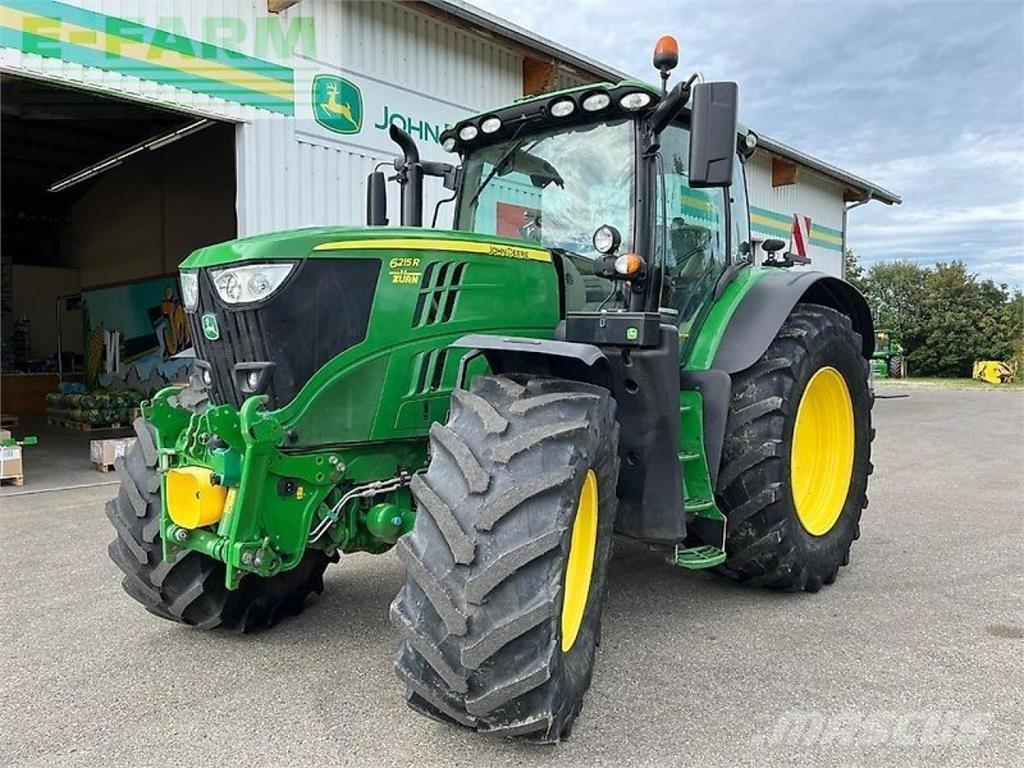 John Deere 6215r Traktory