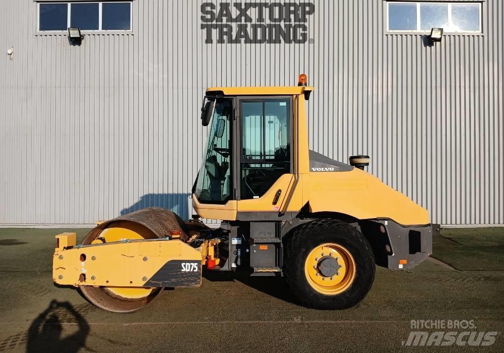 Volvo SD75, Vält Tahačové válce