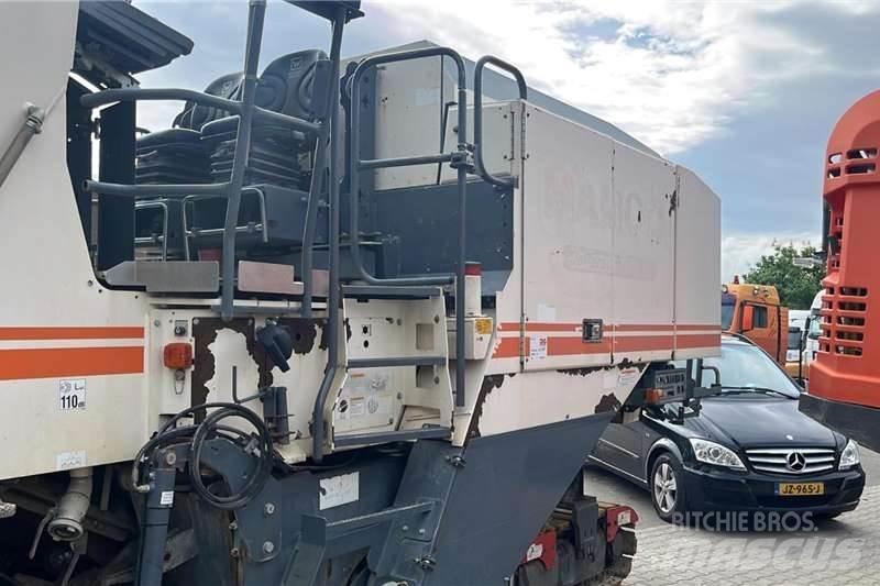 Wirtgen W210 Další