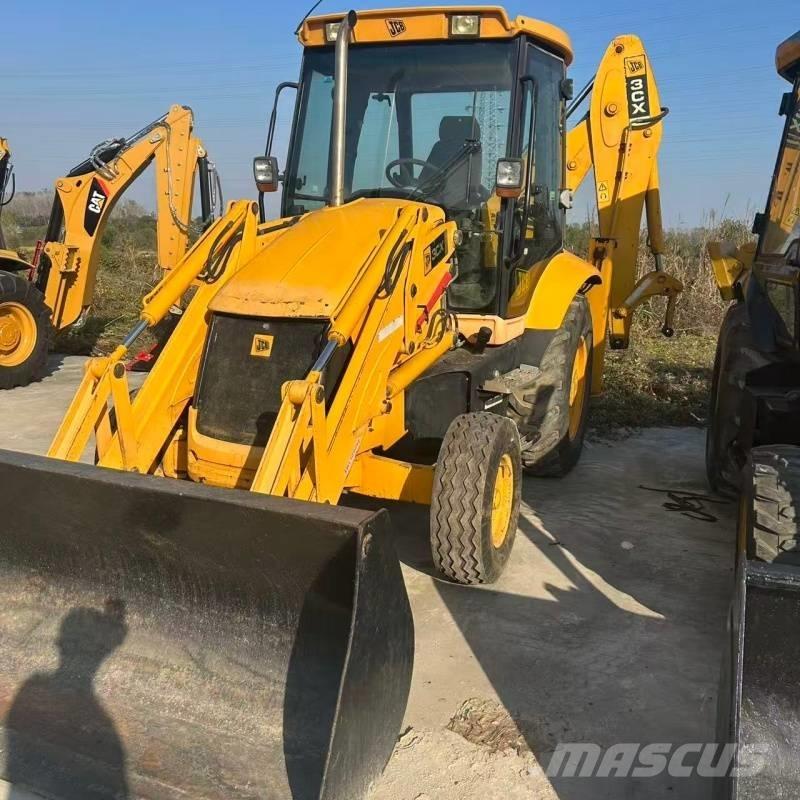 JCB 3 CX Kolové nakladače