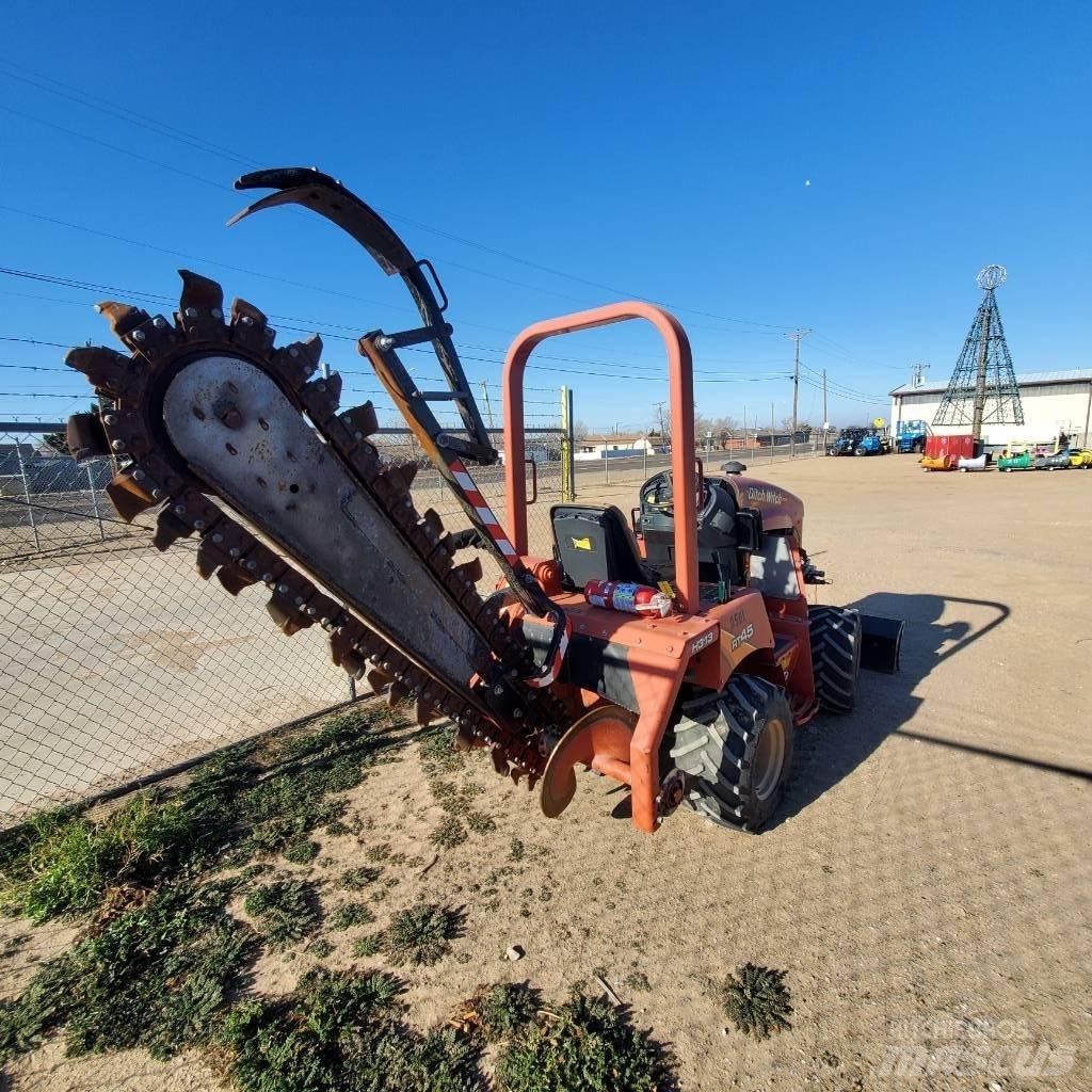 Ditch Witch RT 45 Rýhovače
