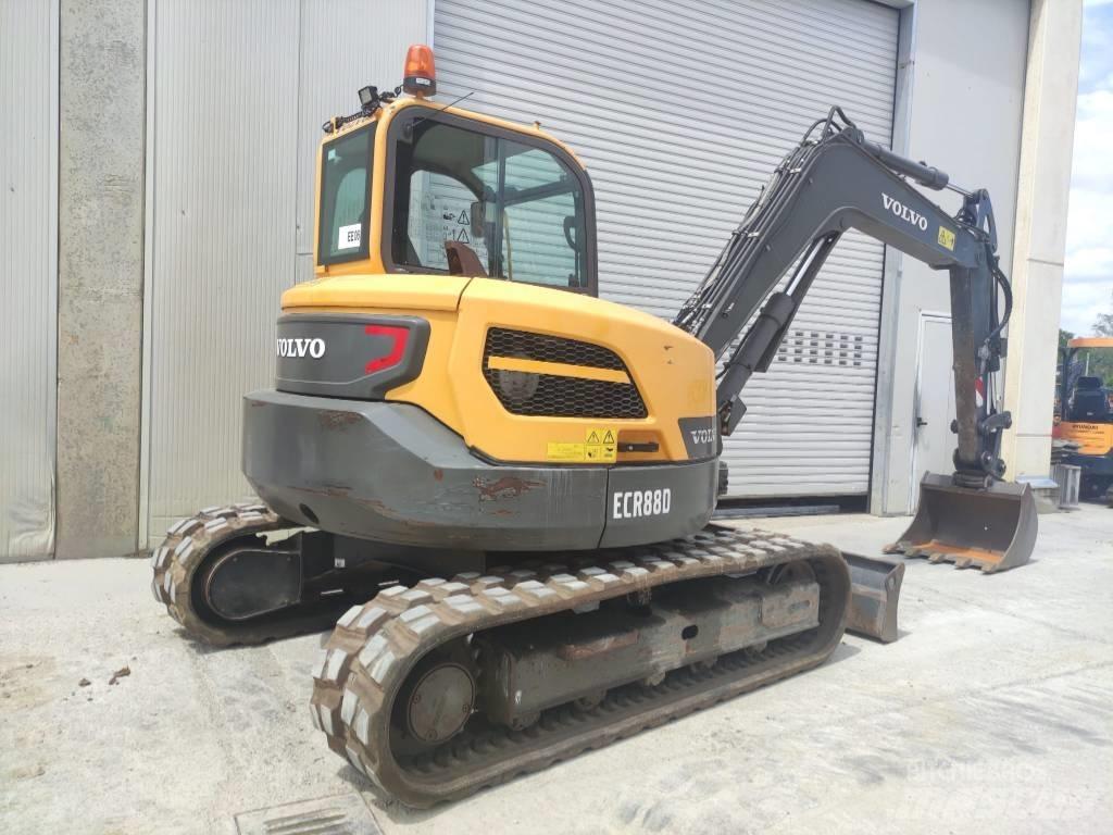 Volvo ECR 88 D Midi rýpadla 7t - 12t