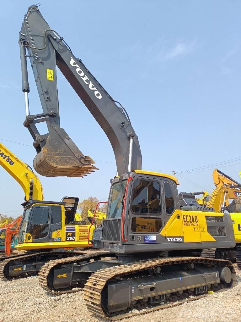 Volvo EC 240 Pásová rýpadla