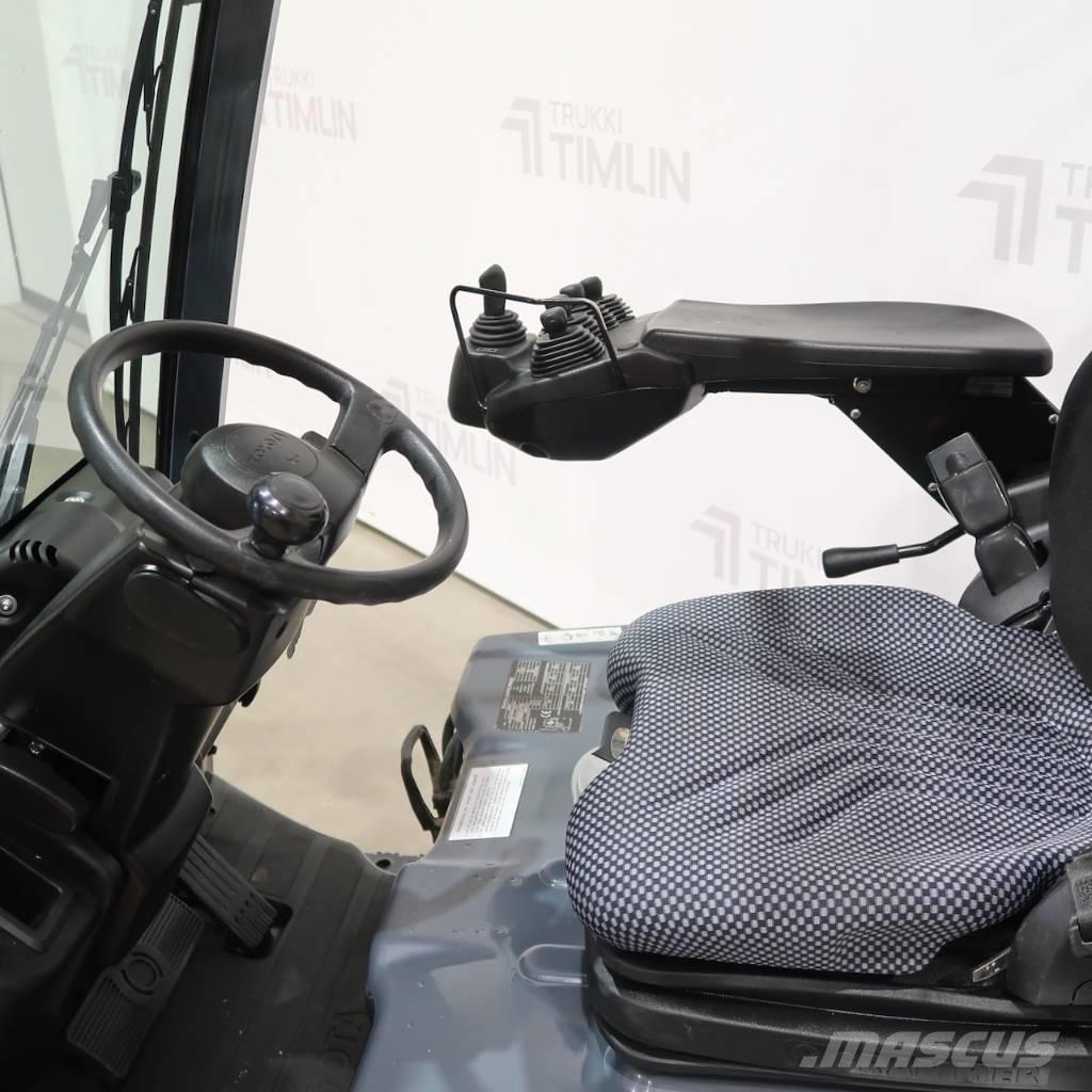 Toyota 8FBM20T Akumulátorové vozíky